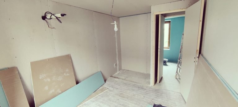 Chantiers de plaquisterie et aménagement intérieur en Île-de-France