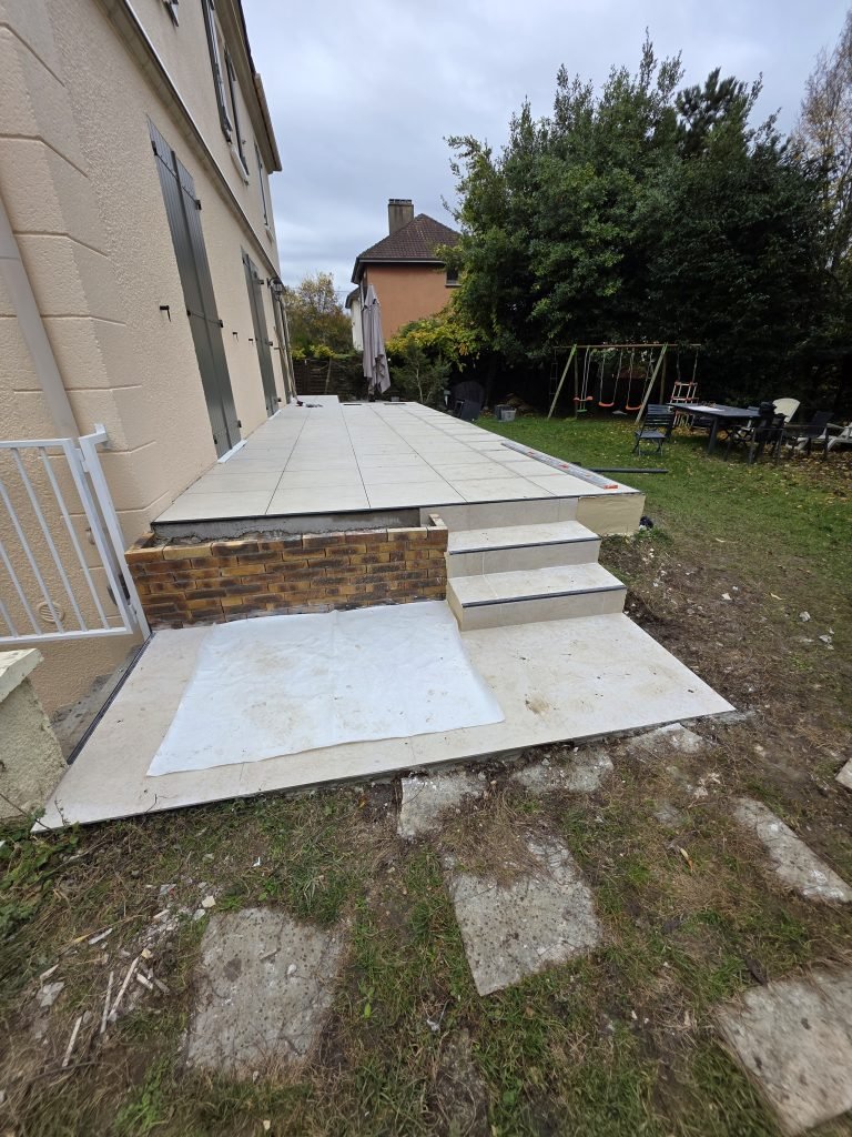 Création d’une terrasse extérieure à Ermont (95)